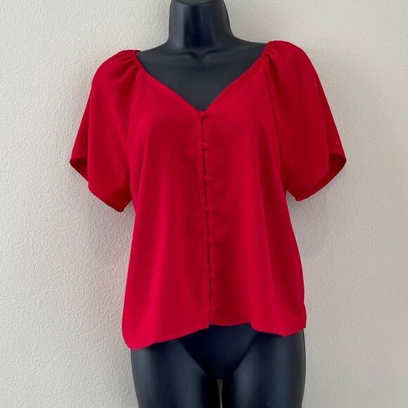 URBAN ROMANTICS RED BUTTON UP SHORT SLEEVE BLOUSE SIZE SMALL NWOT - Picture 1 of 6